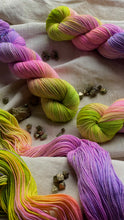 Load image into Gallery viewer, KIT SWEATER ARREBOL MIDNIGHT