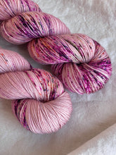 Load image into Gallery viewer, MAUVE
