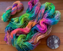 Load image into Gallery viewer, CHILENA LUPINO
