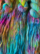 Load image into Gallery viewer, CHILENA TORRES DEL PAINE FADE
