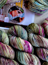 Load image into Gallery viewer, CAPUCHA DK
