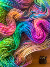 Load image into Gallery viewer, CHILENA LUPINO
