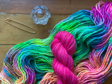 Load image into Gallery viewer, CHILENA ROSA MOSQUETA
